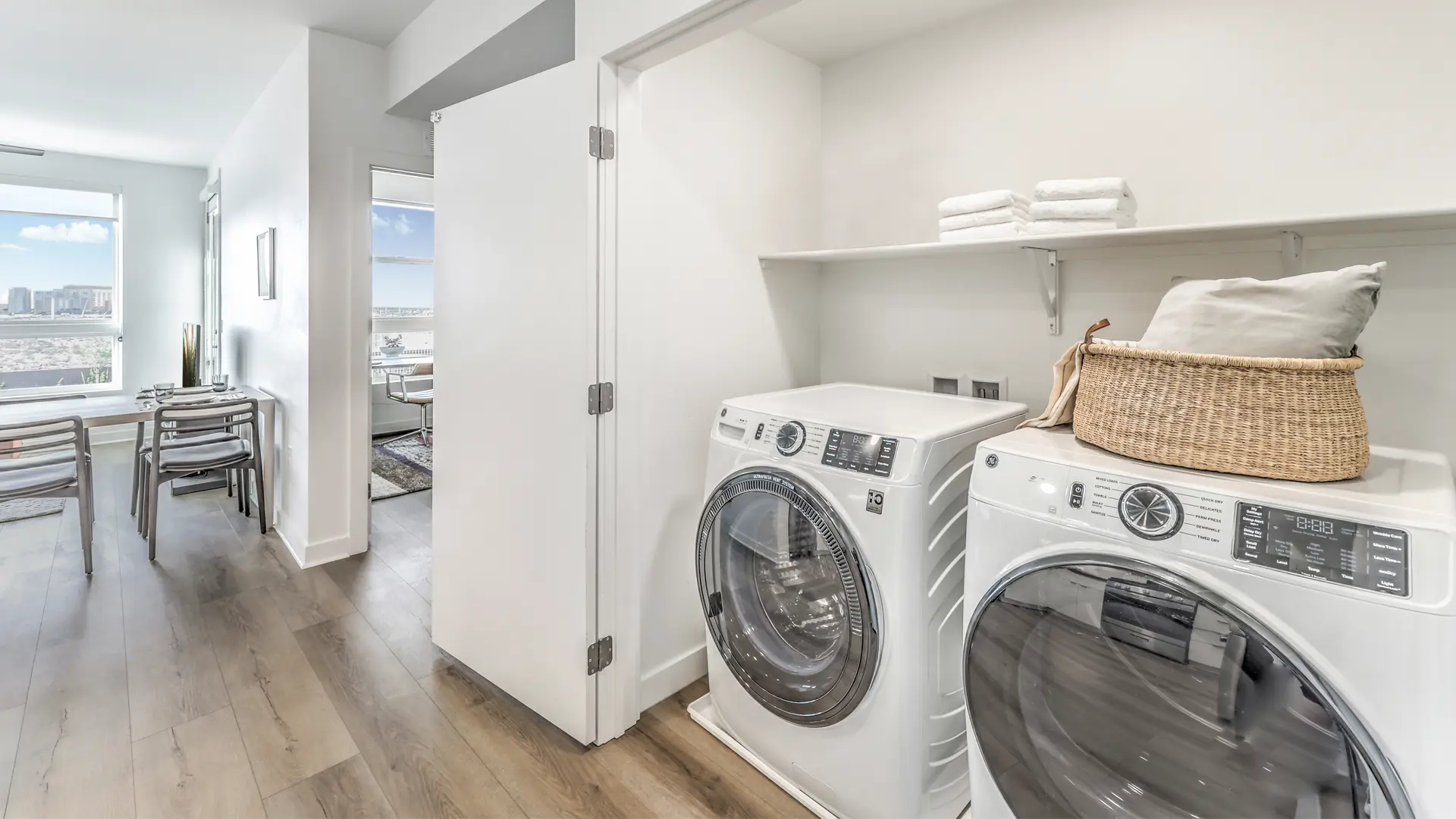 Ariva Apartment In-unit Laundry Washer and Dryer